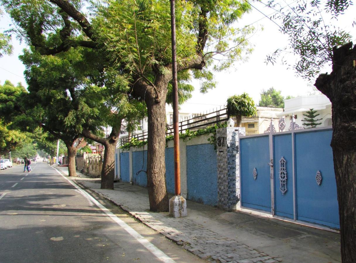 Homestay At Bungalow 97 אג'מר מראה חיצוני תמונה